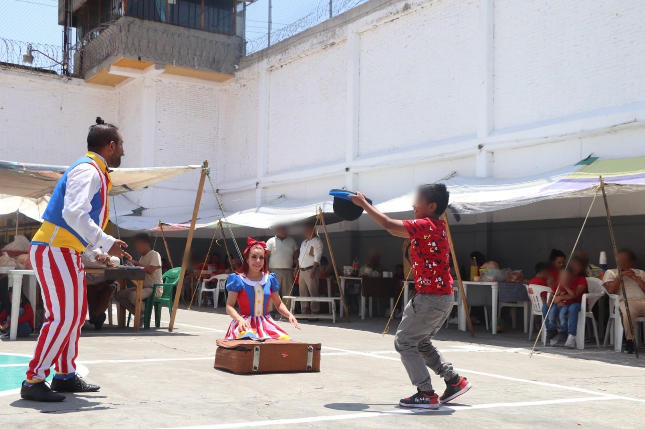 CERESO de San Pedro Cholula celebra el día de la niña y el niño para fomentar la reinserción social