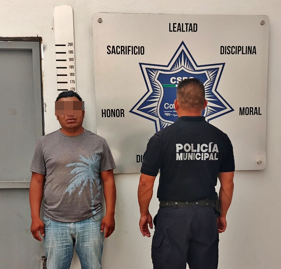 Vehículo con reporte de robo asegurado en San Antonio Mihuacán