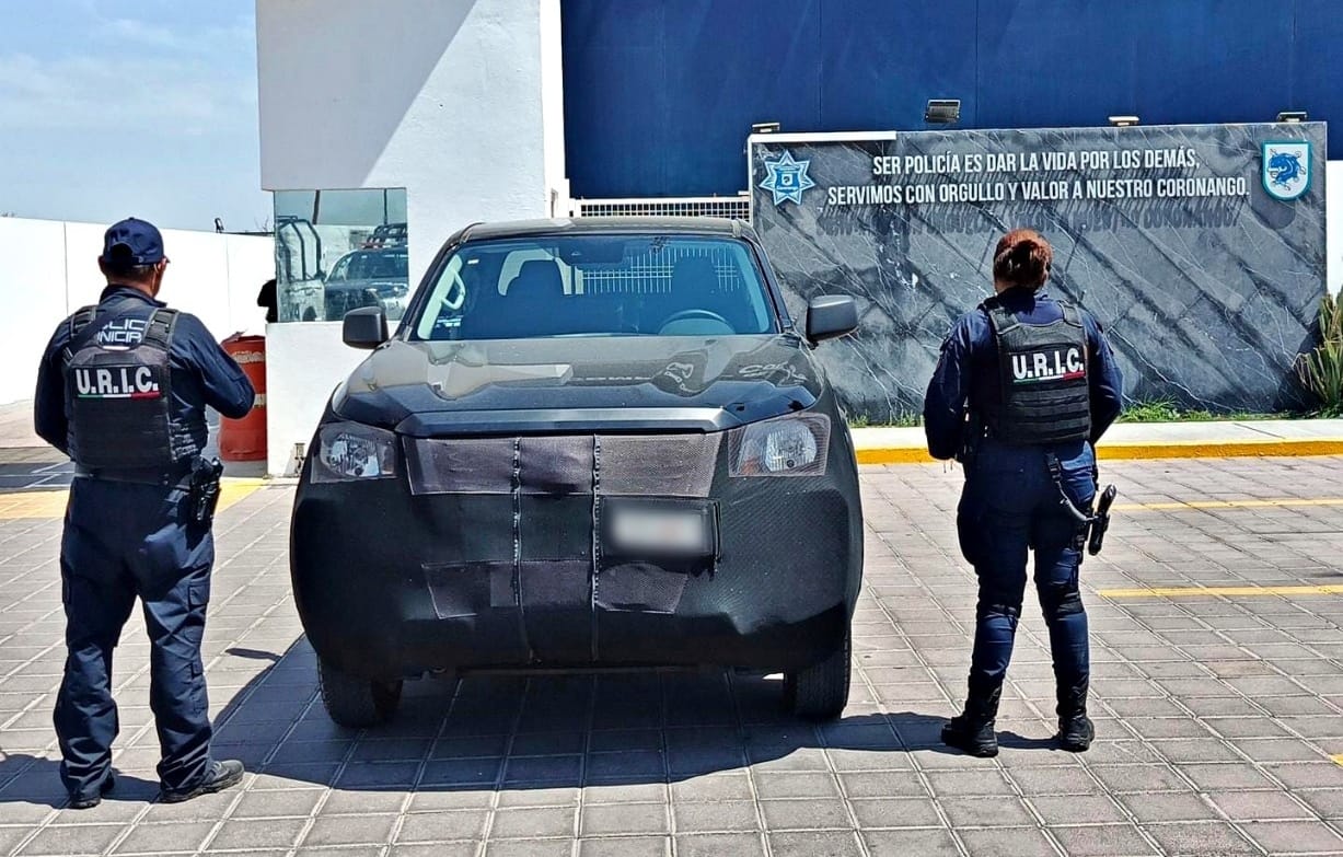 Vehículo con reporte de robo asegurado en San Antonio Mihuacán