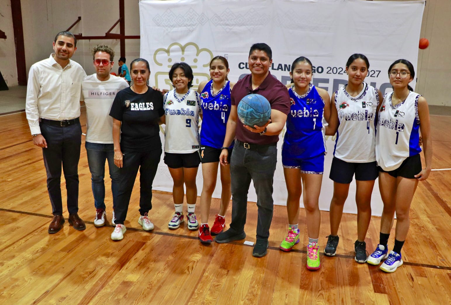 Omar Muñoz refrenda su compromiso de impulsar el deporte en Cuautlancingo 