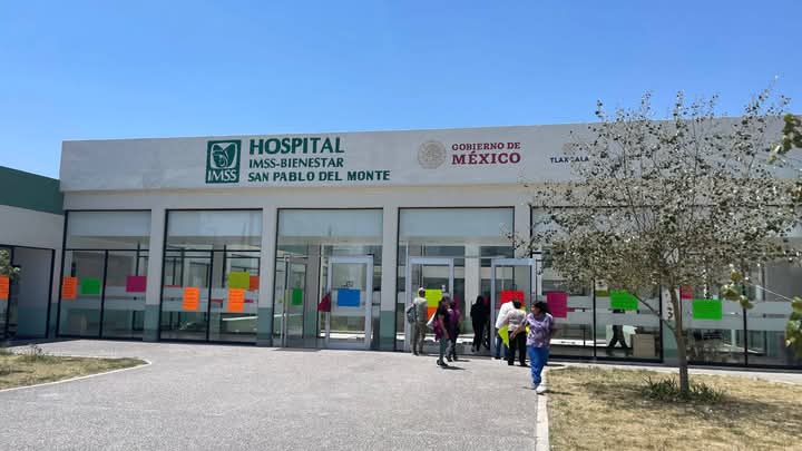 Protestan en hospitales de Tlaxcala por grave desabasto de medicinas