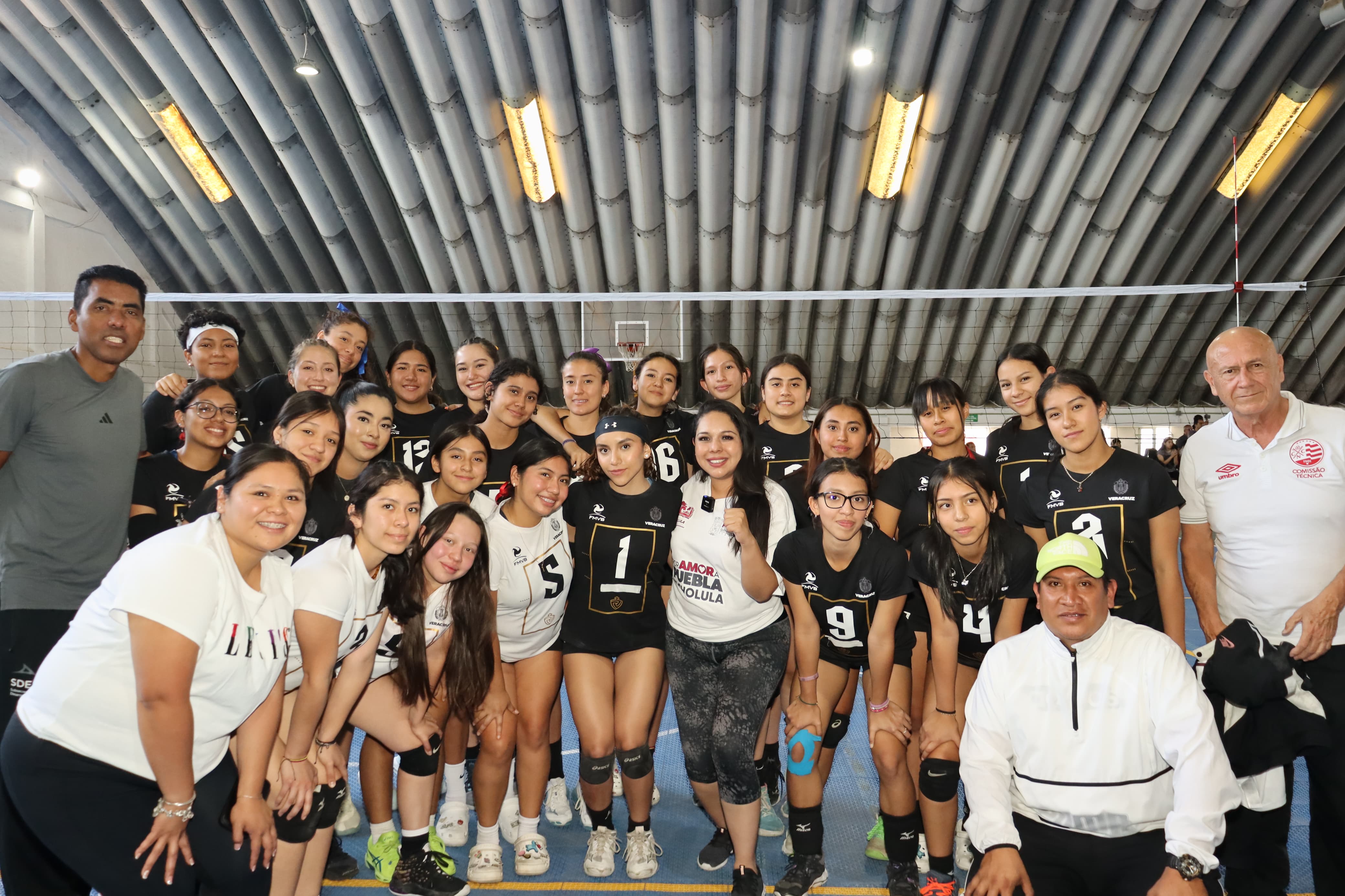 Concluye con éxito el Macro Regional de Voleibol en San Pedro Cholula