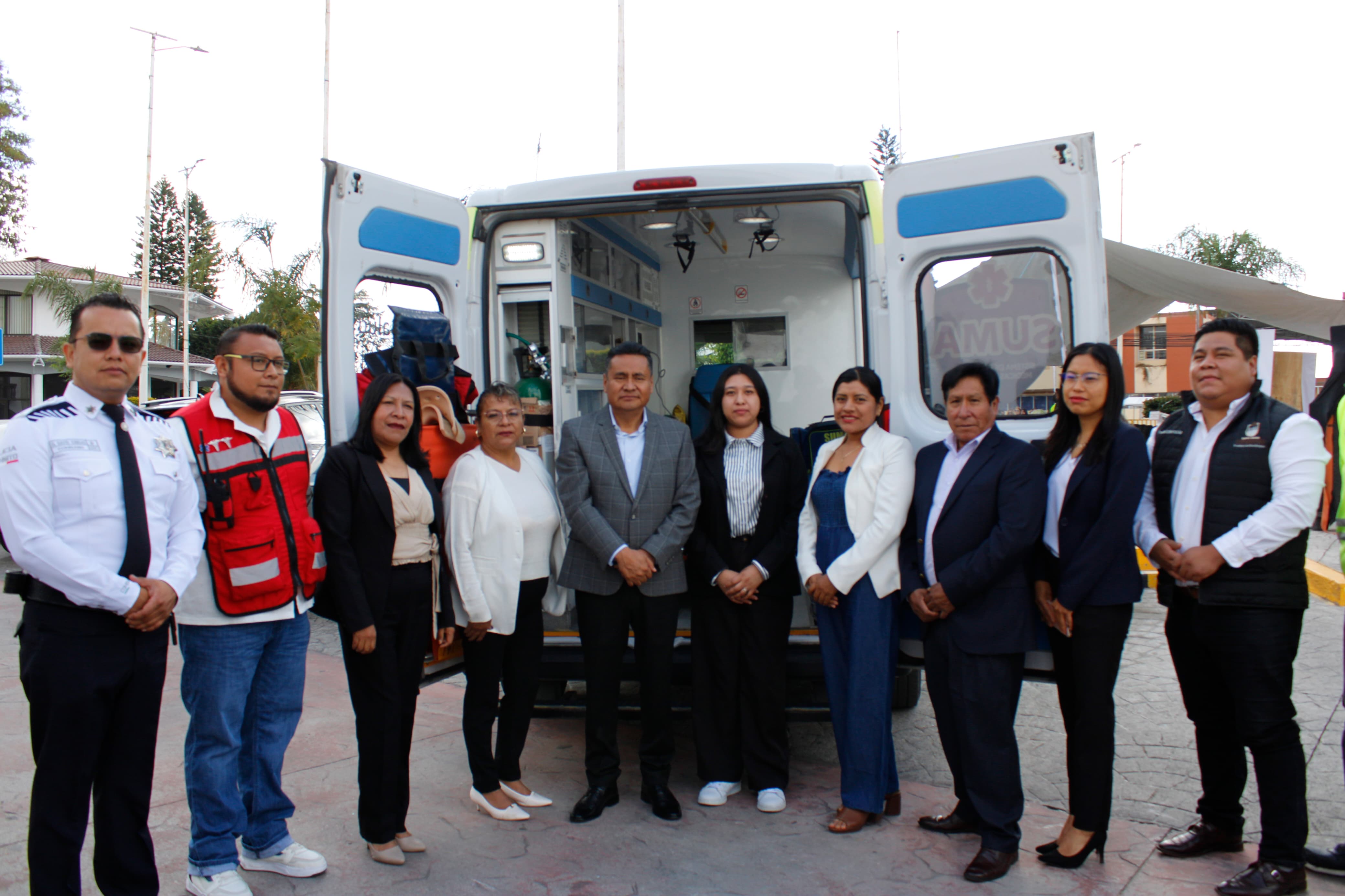 entregan ambulancia coronango 4