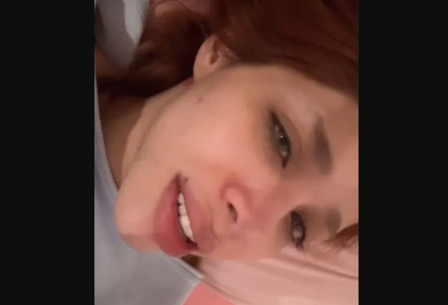 Yeri Mua comparte su emotiva historia sobre su nuevo tratamiento dental