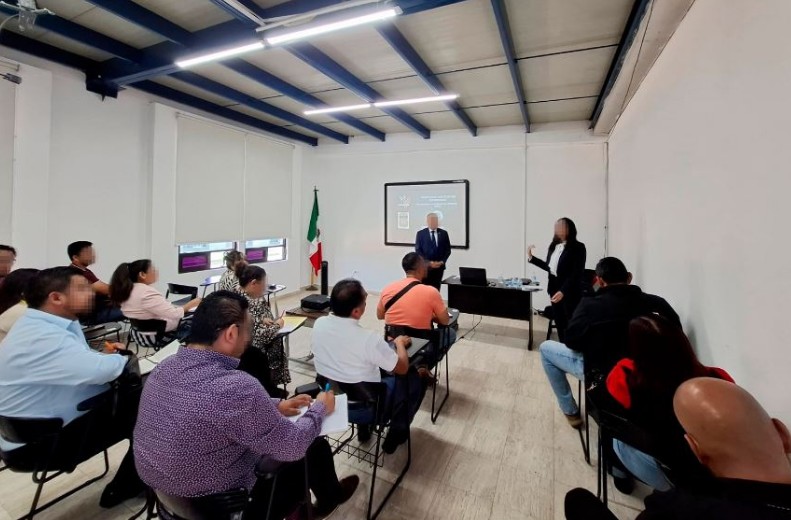 Capacitación internacional para agentes de Puebla