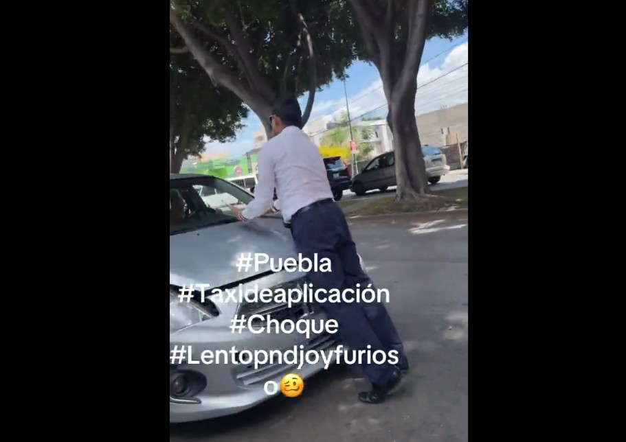 Conductor de plataforma causa caos en Puebla