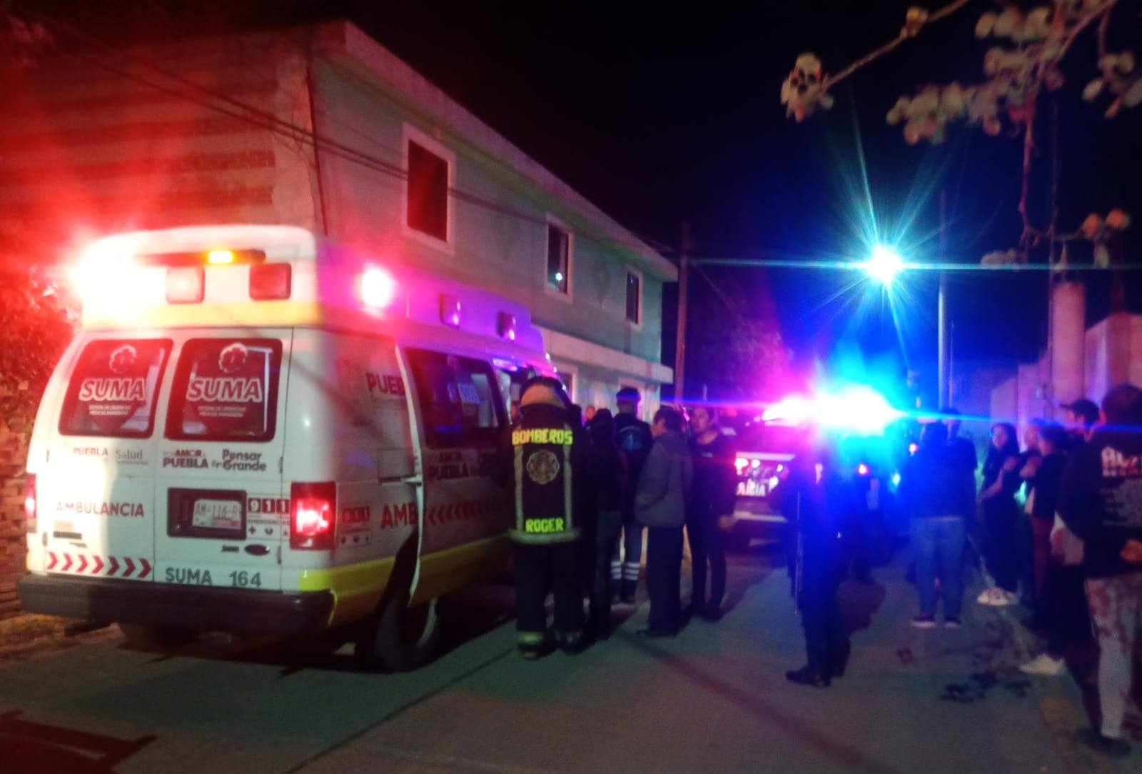 Coordinación entre cuerpos de emergencia atiende incendio en San Antonio Mihuacán