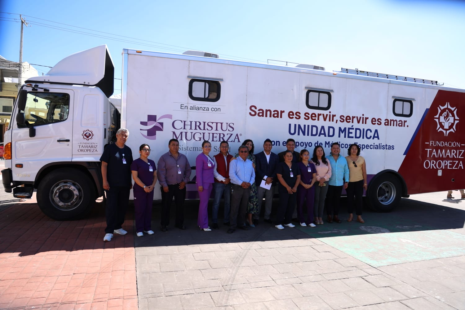 Encabezan Omar Muñoz y Norma Pimentel jornada de salud en Cuautlancingo 