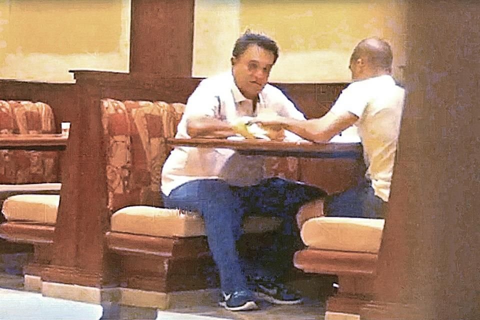 INE exonera a Pío López Obrador y Morena por caso de sobres con dinero