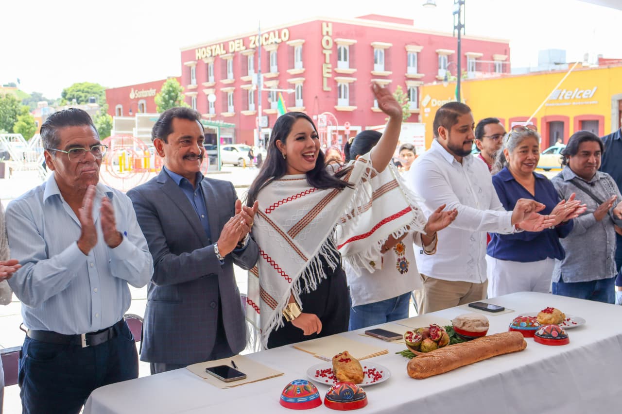 Invita Tonantzin Fernández a la Exposición Gastronómica del Chile en Nogada