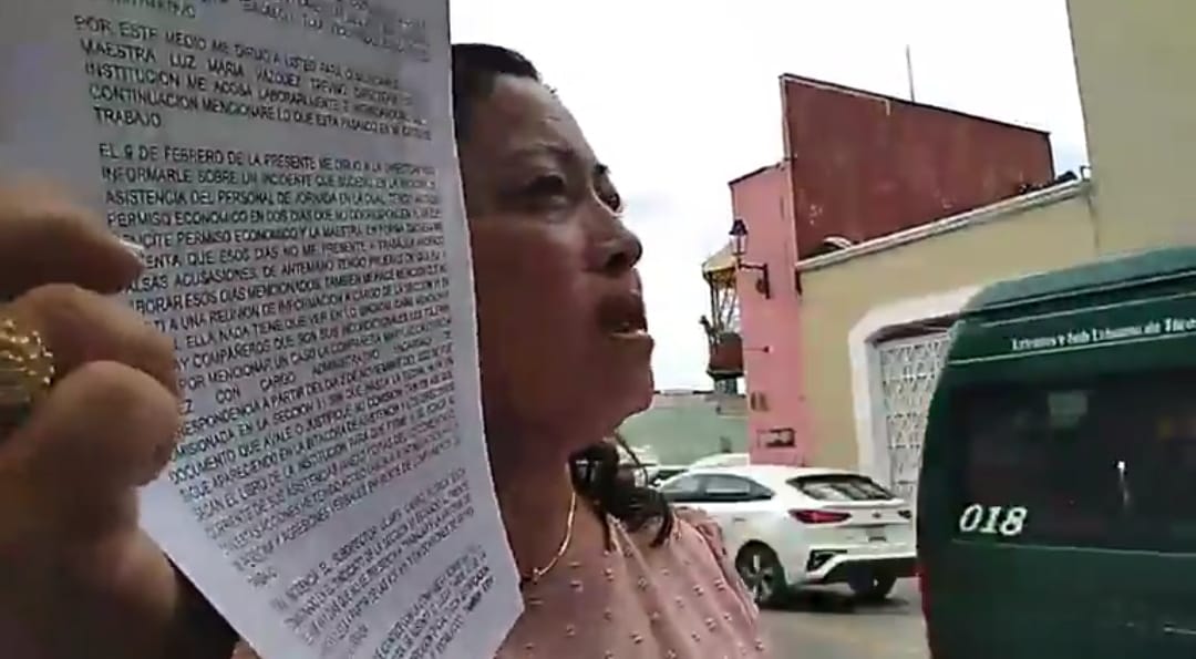 Docente de Santa Apolonia denuncia acoso laboral y fallos irregulares