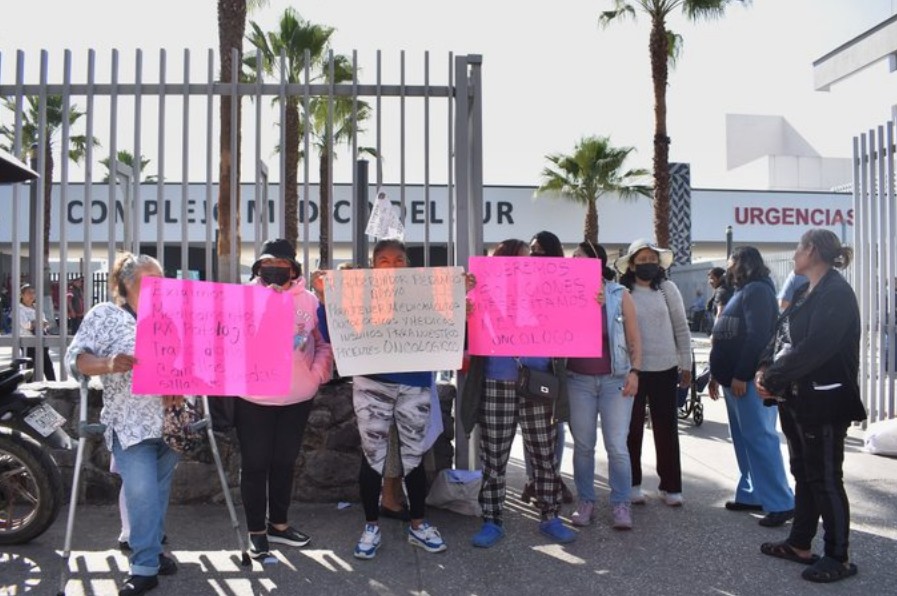 Protesta por desabasto de medicamentos