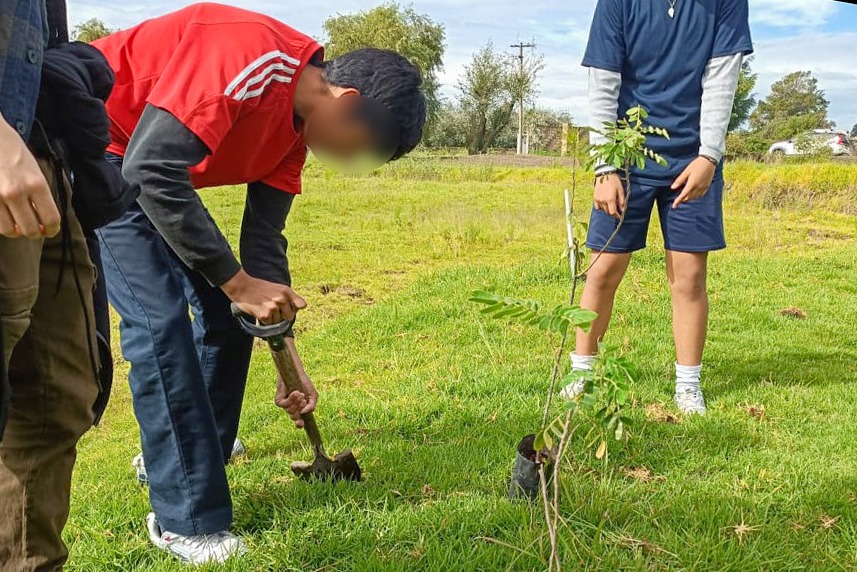 Reforestan laguna de Acuitlapilco con apoyo ciudadano en Tlaxcala