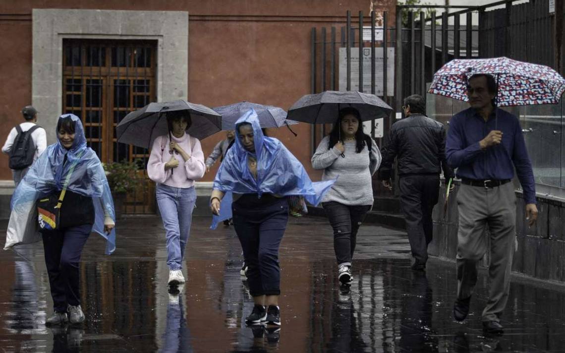 Monzón y onda tropical 20 traen lluvias intensas a 30 estados del país