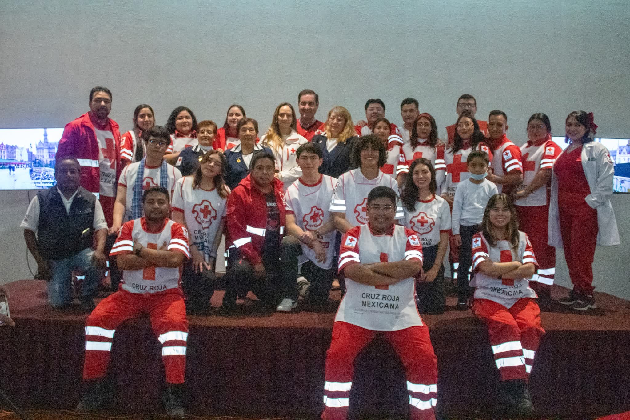 Cruz Roja Tlaxcala Rinde Homenaje a su "Alma y Corazón"