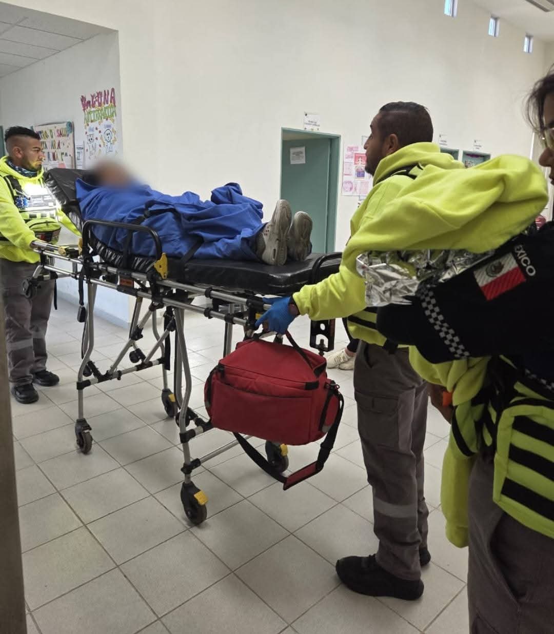 atienden mujer pare calle coronango 3