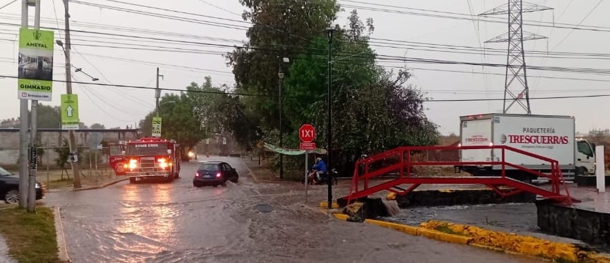 Tras intensa lluvia SSCyPC de Cuautlancingo implementa “Operativo Acuario”
