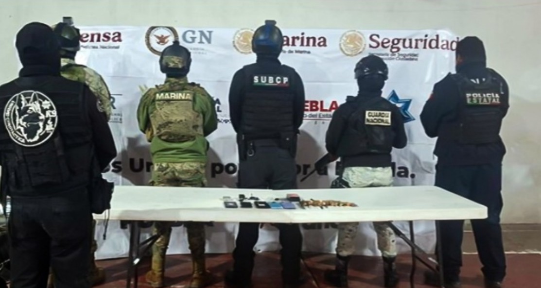 Operativos refuerzan seguridad en penales de Huejotzingo y Tecamachalco