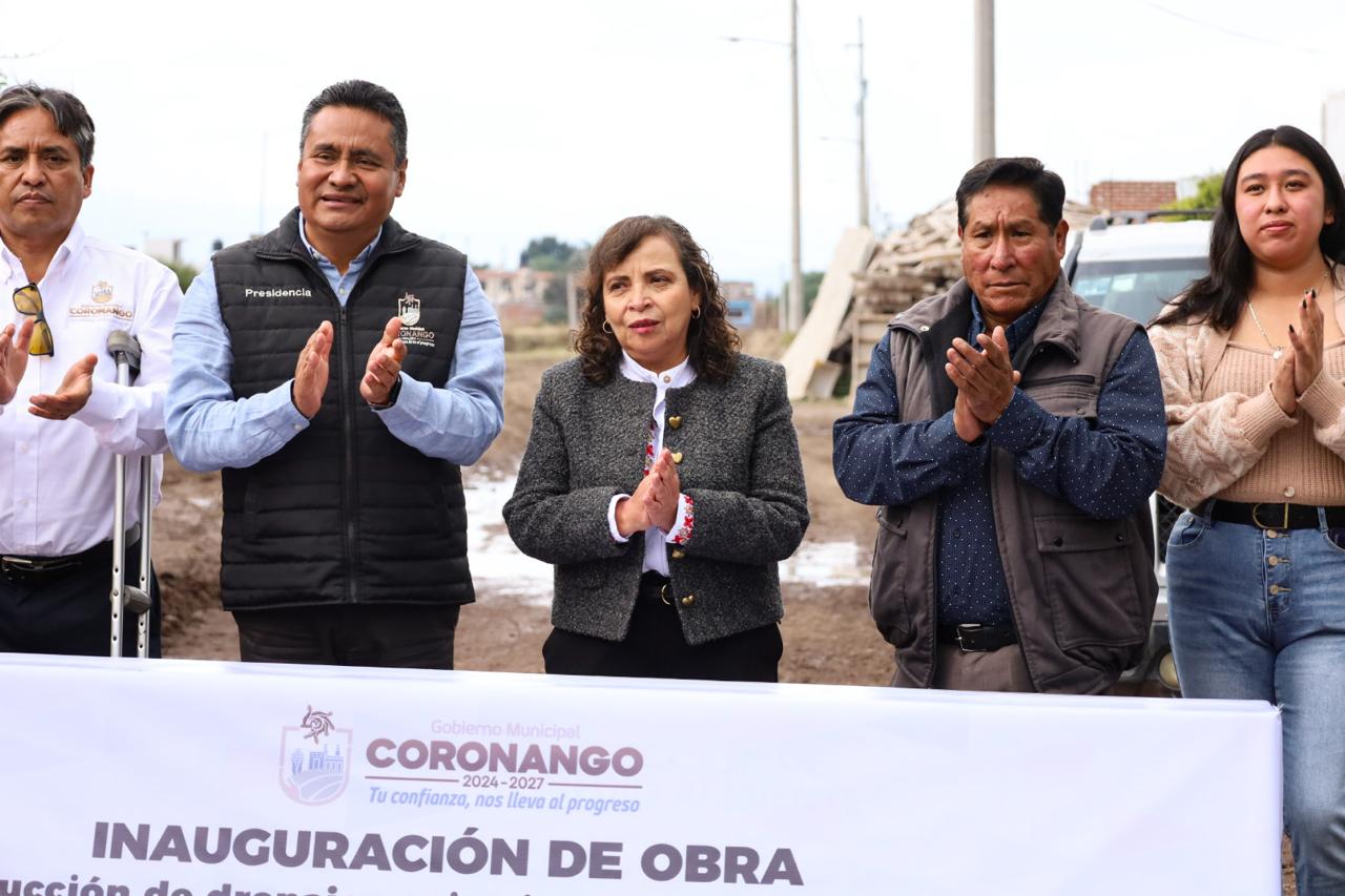Con inversión de 3.9 mdp, Armando Aguirre entrega construcción de drenaje sanitario