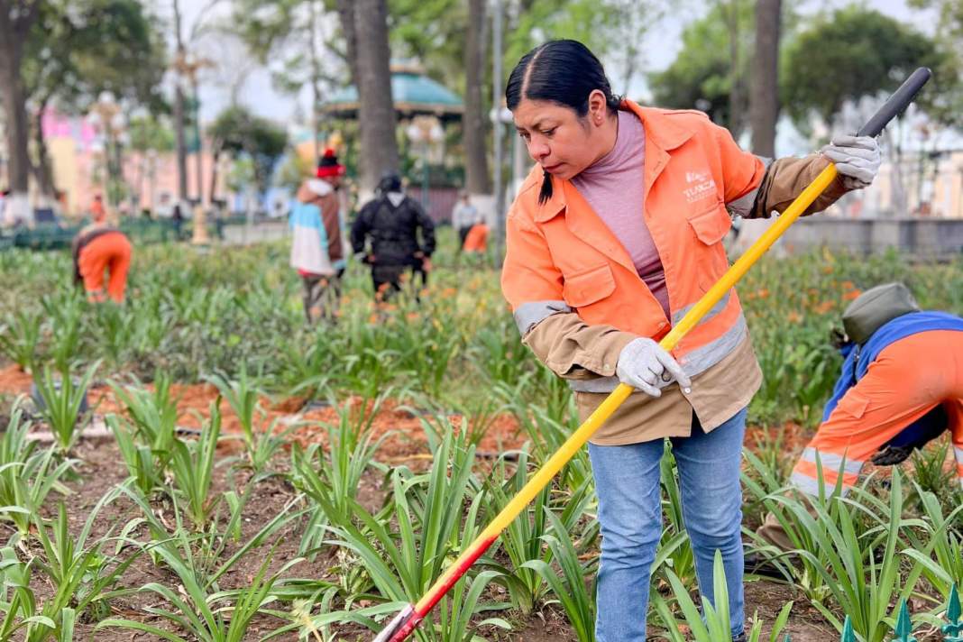 Tlaxcala luce su centro histórico con limpieza total en fiestas decembrinas