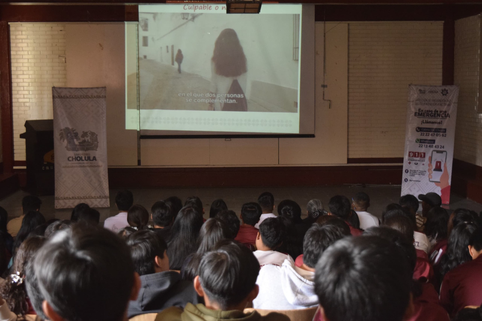 Imparten plática sobre violencia digital a estudiantes del CETIS 67 en el marco del Día Naranja