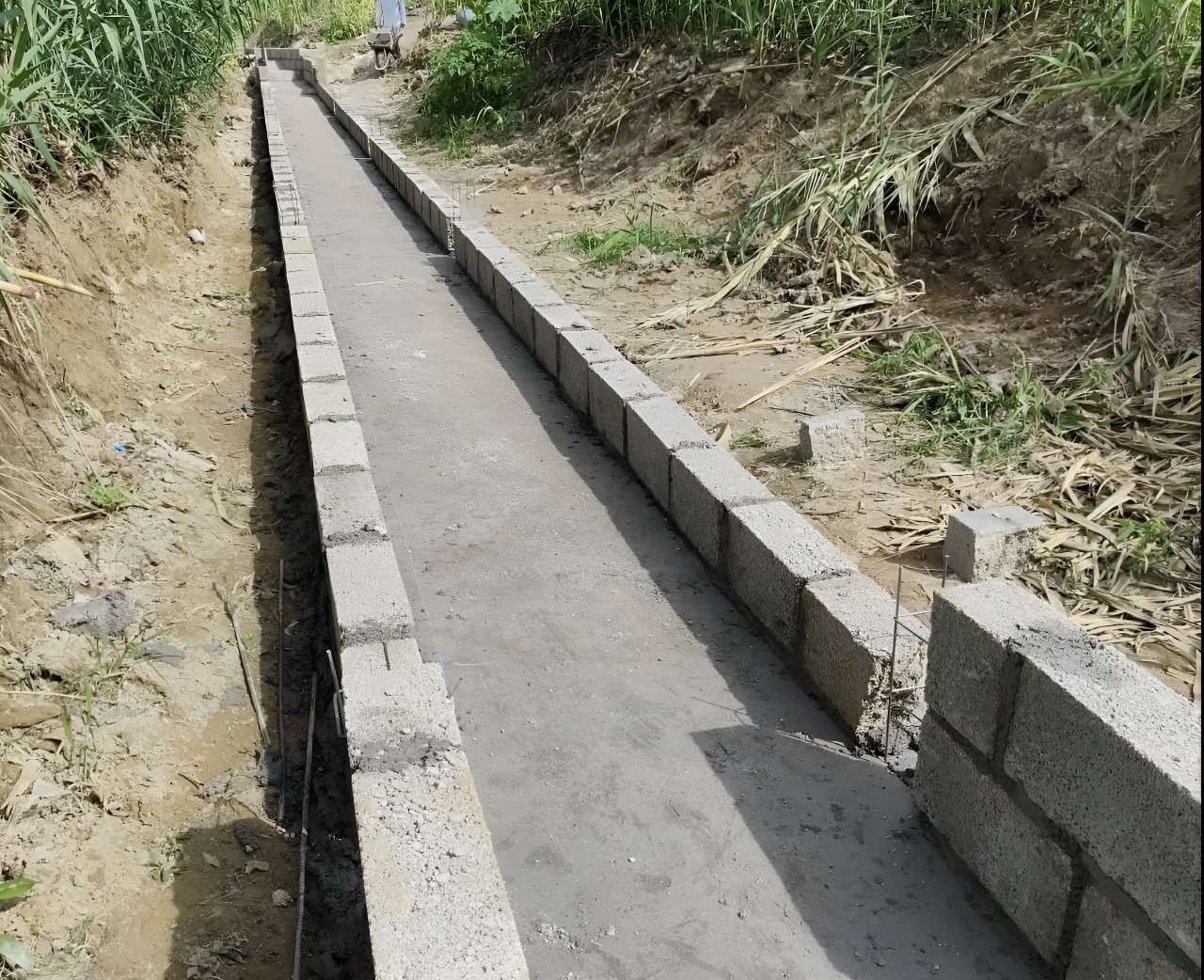 Puebla impulsa el campo en Altepexi con obra que protege el agua y el riego