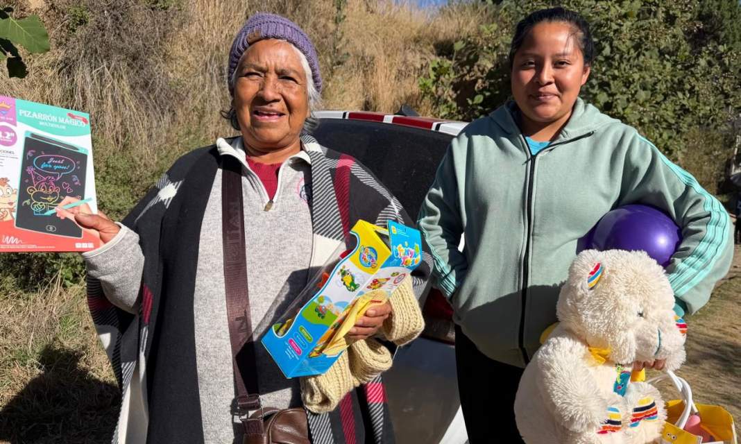 Abriga de Corazón lleva calor y sonrisas a familias de Acuitlapilco
