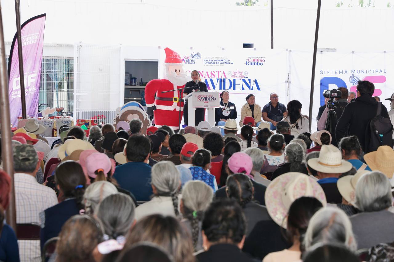 Inicia Lupita Cuautle entrega de Canasta Navideña 2025