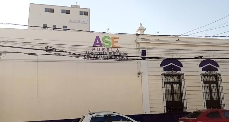 Congreso de Puebla aplaza designación de próximo auditor del estado