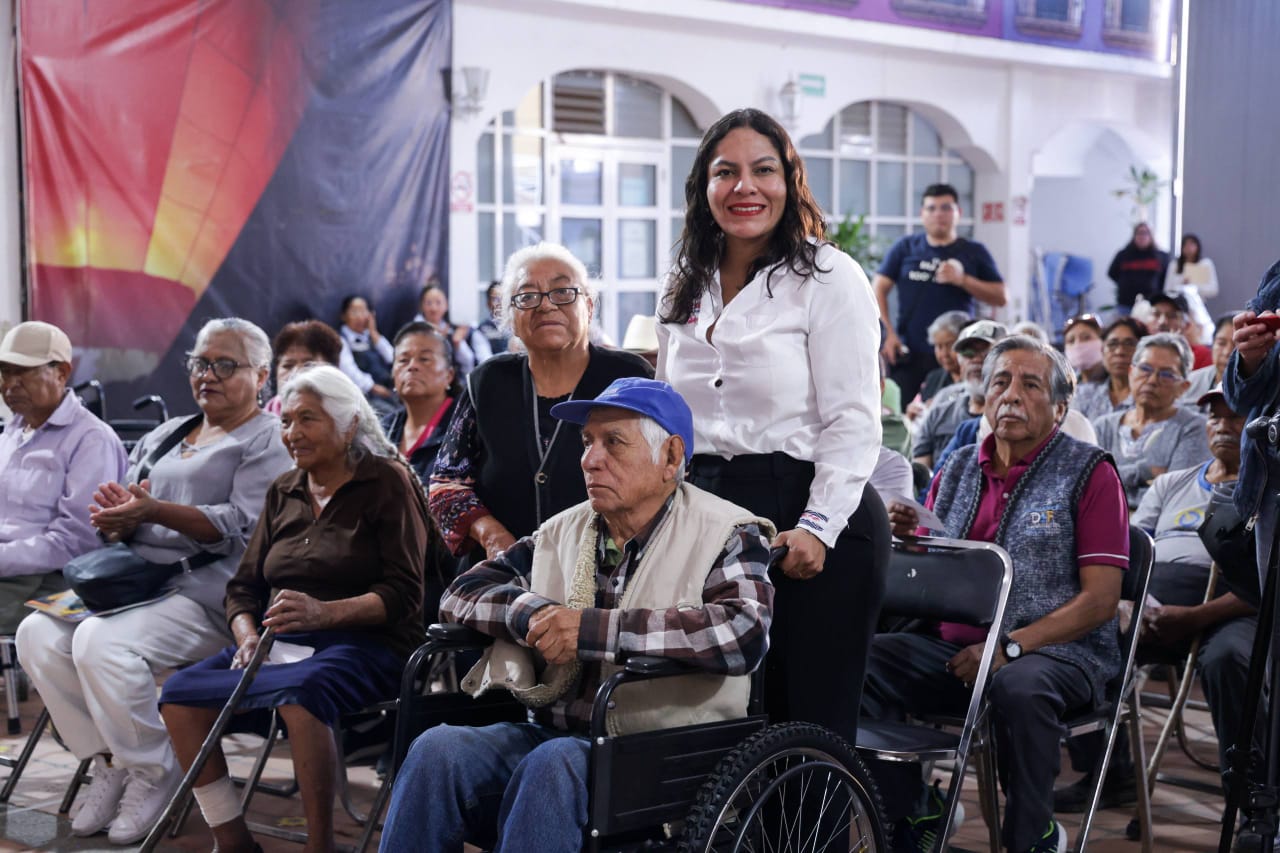 Culmina Lupita Cuautle tercera entrega de aparatos ortopédicos