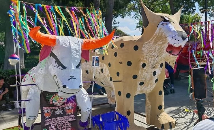 gran desfile toros monumentales spch 3 1