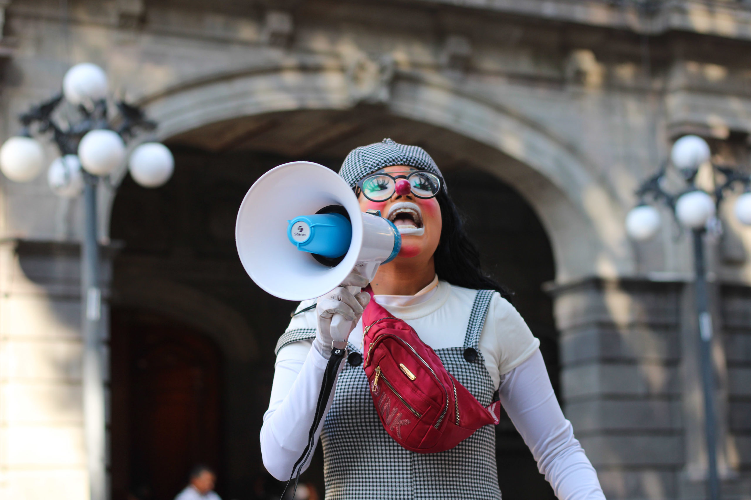 Payasos de Urbans Clowns Anuncian Manifestación en Puebla Exigiendo Permiso para Trabajar