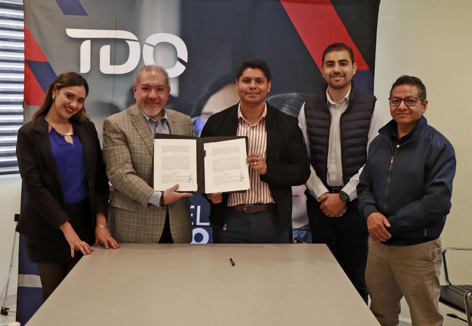 Firman convenio el municipio de Cuautlancingo y la Universidad Tec de Oriente