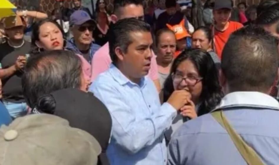 Vecinos de Ocotlán defienden su panteón y respaldan a su presidente