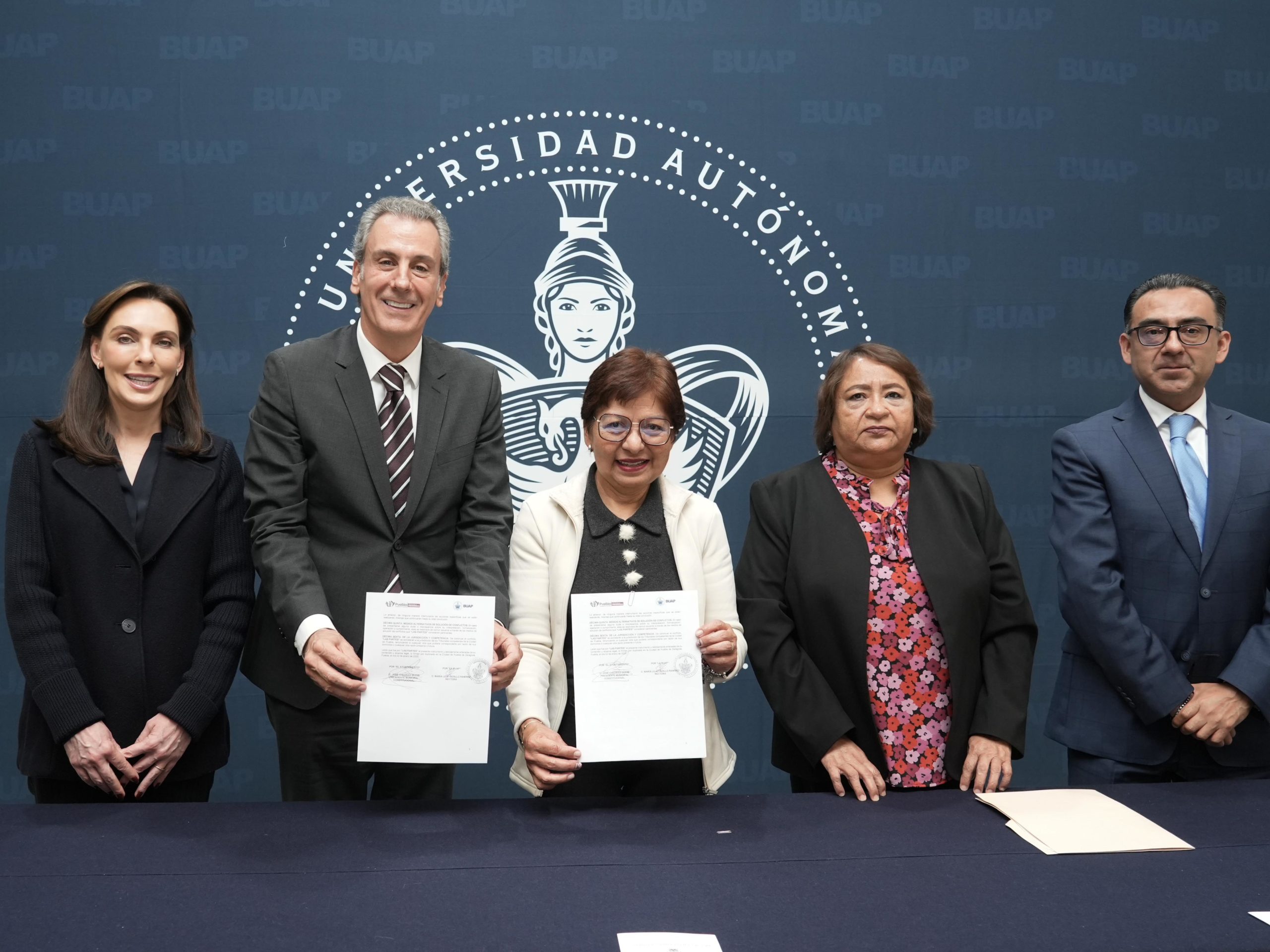 Ayuntamiento de Puebla y BUAP Firman Convenio para Impulsar Desarrollo Integral