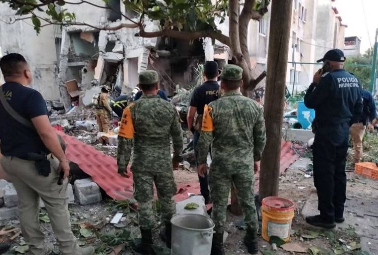 Explosión en Lázaro Cárdenas deja 2 muertes y 19 lesionados