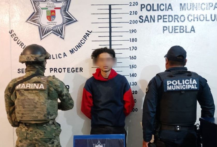 Detienen en Cholula a joven con arma y cartuchos útiles; operativo conjunto