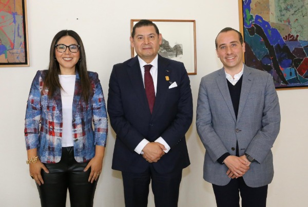 Gobernador de Puebla se reúne con nueva dirigencia del PAN