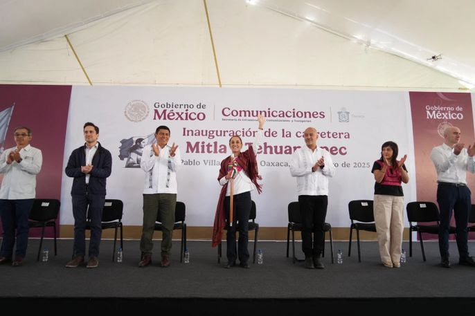 Inauguran carretera Mitla-Tehuantepec: desarrollo y progreso para Oaxaca