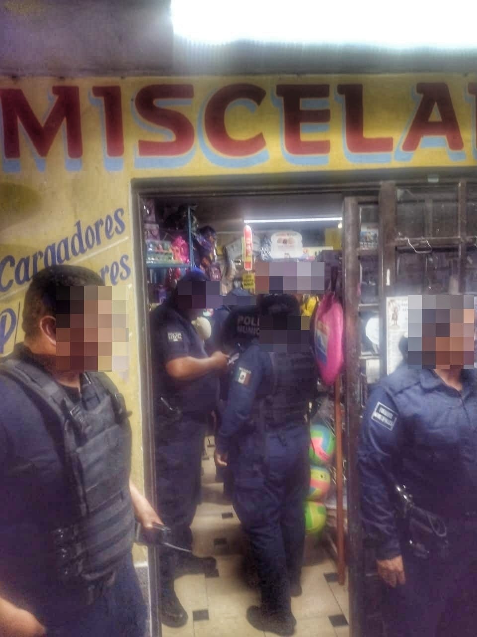 Joven escapa tras secuestro en Tlaxcala; buscan a menor desaparecido