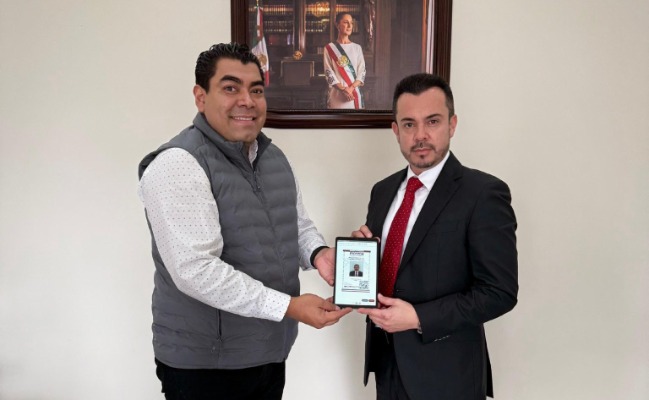 Coordinador de gabinete de Alejandro Armenta se afilia a Morena