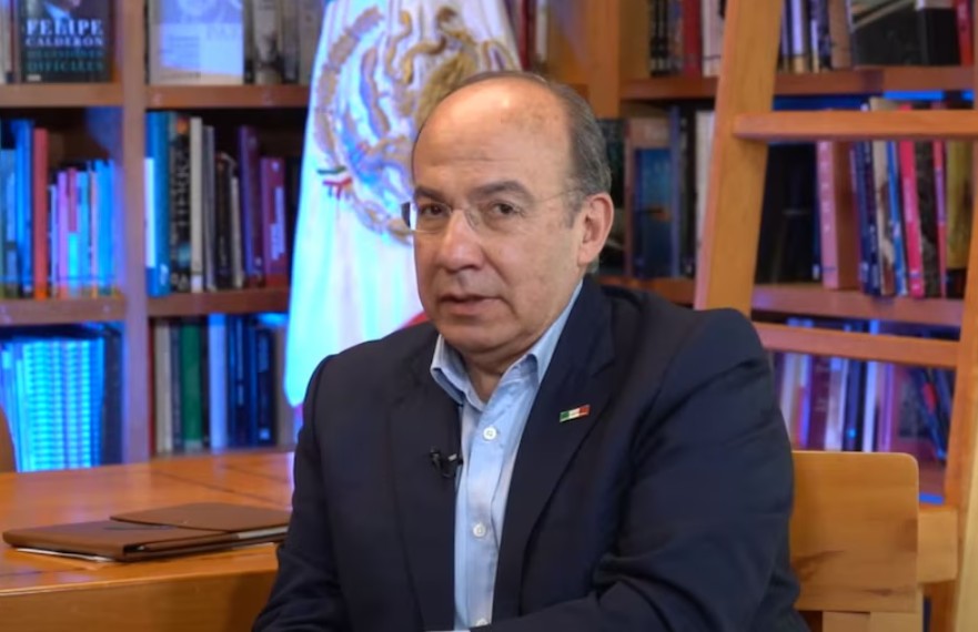 Felipe Calderón revela amenaza de derribar su avión presidencial