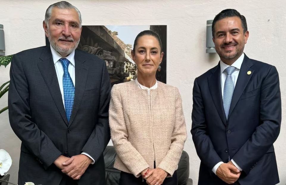 Miguel Ángel Yunes Márquez se une a Morena y desata controversia