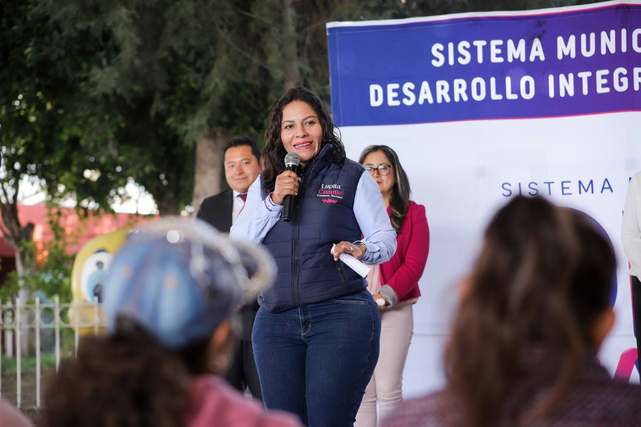 Impulsan crianza saludable en San Andrés Cholula con taller para padres
