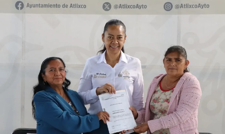 Inicia techado de plaza cívica en primaria de Atlixco