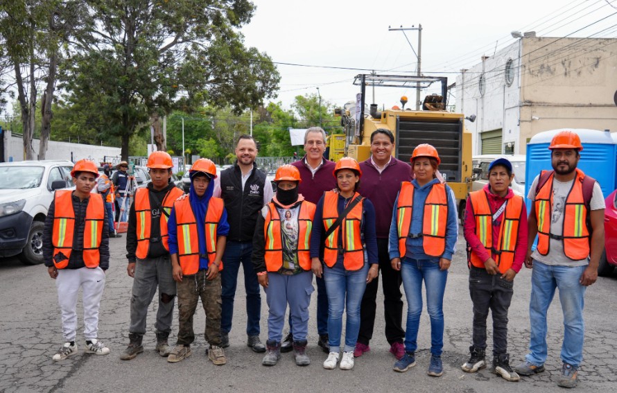 Arrancan obras de pavimentación en colonias de Puebla capital
