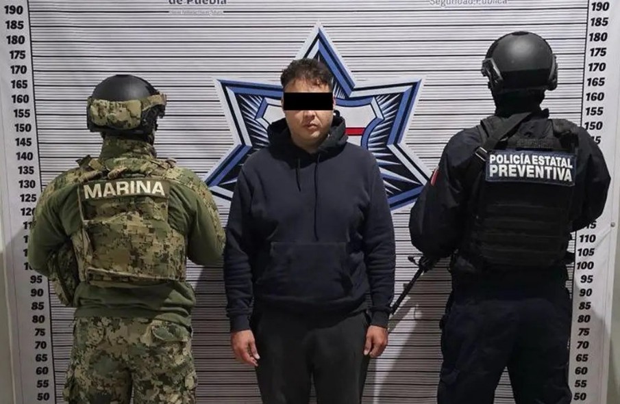 Detienen en Puebla a venezolano ligado al robo de relojes de lujo