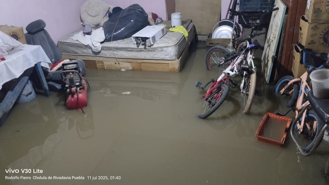 Gobierno de Tonantzin Fernández atiende de inmediato afectaciones por desborde de arroyo en Santa Bárbara Almoloya