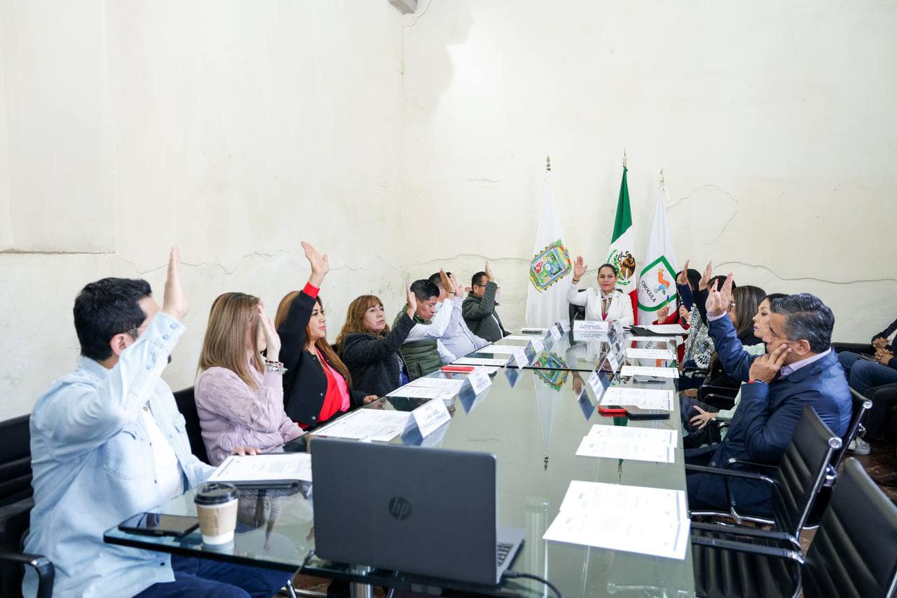  Aprueba Cabildo estados financieros de junio y recursos para tratamiento de agua