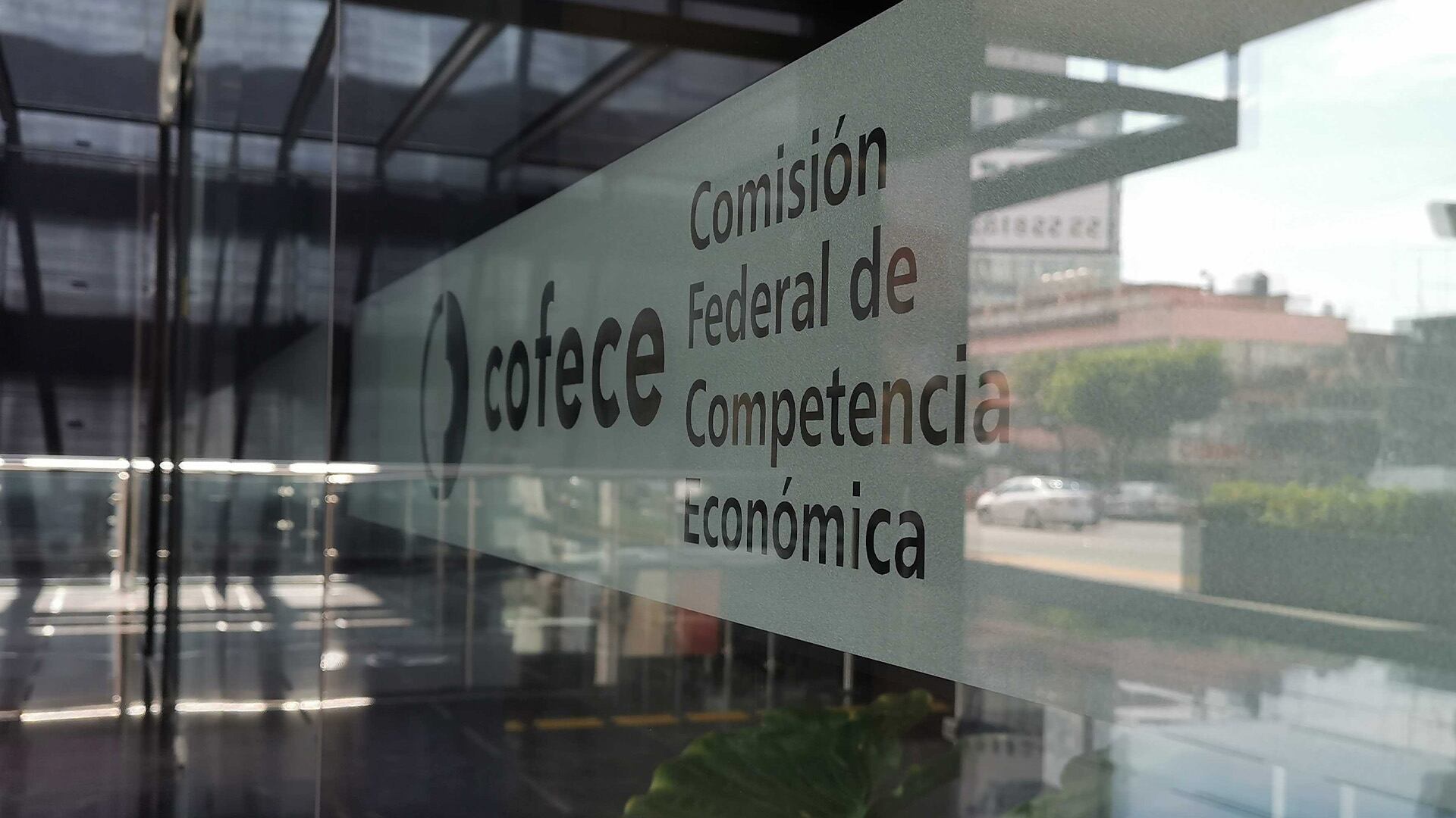 Sheinbaum crea la Comisión Nacional Antimonopolio con sanciones más duras